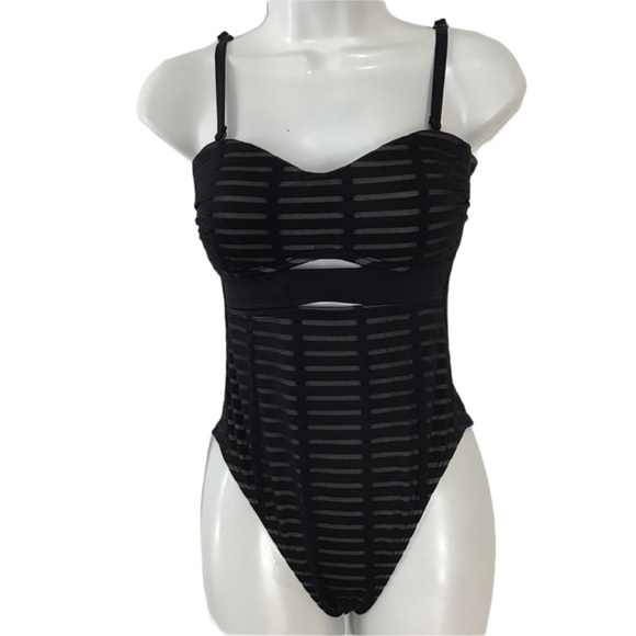 Kenneth Cole Cheeky Illusionist One Piece Swimsuit NEW - Picture 3 of 5